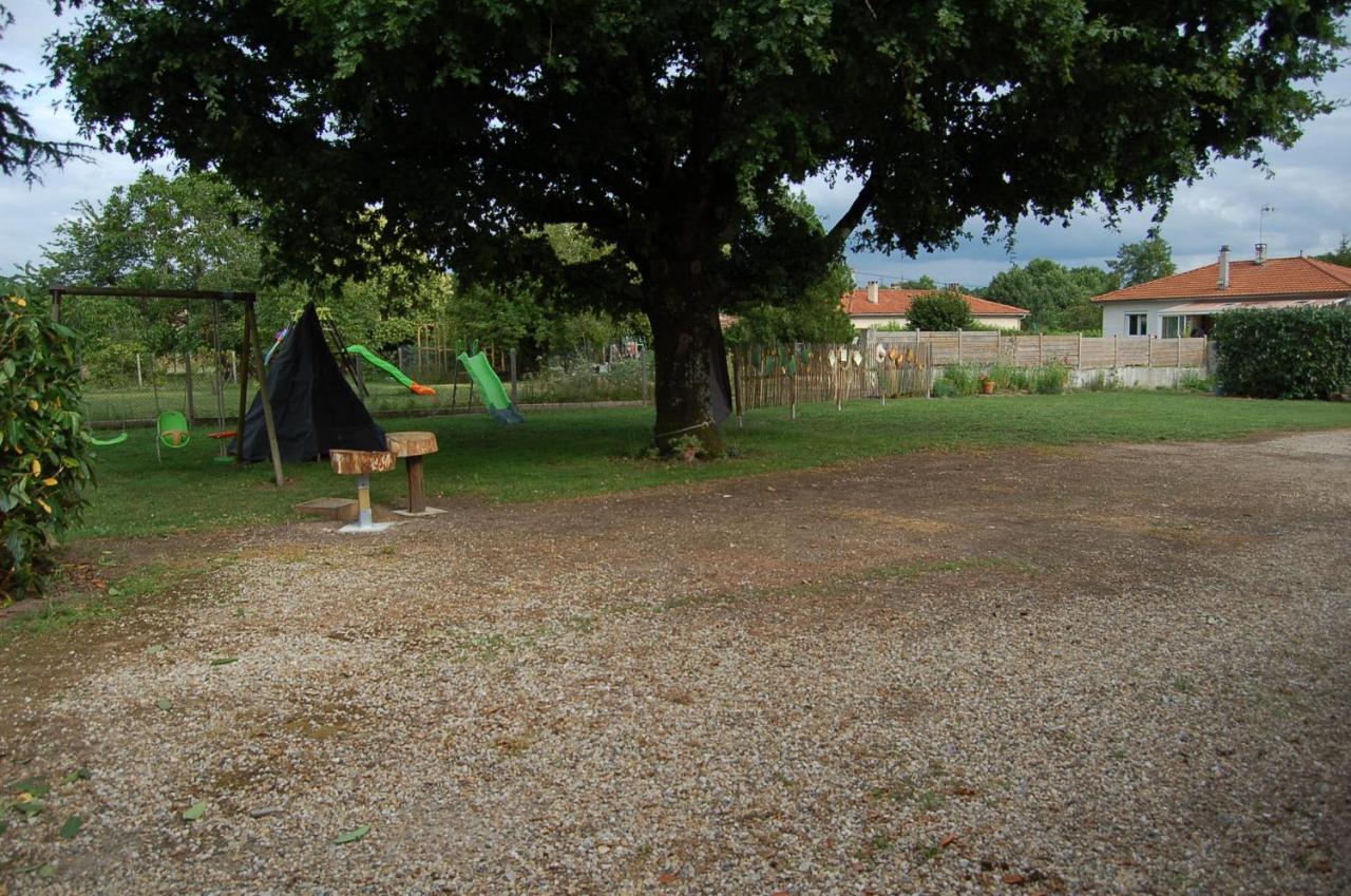 Gîte proche St Emillion Abzac  Extérieur photo